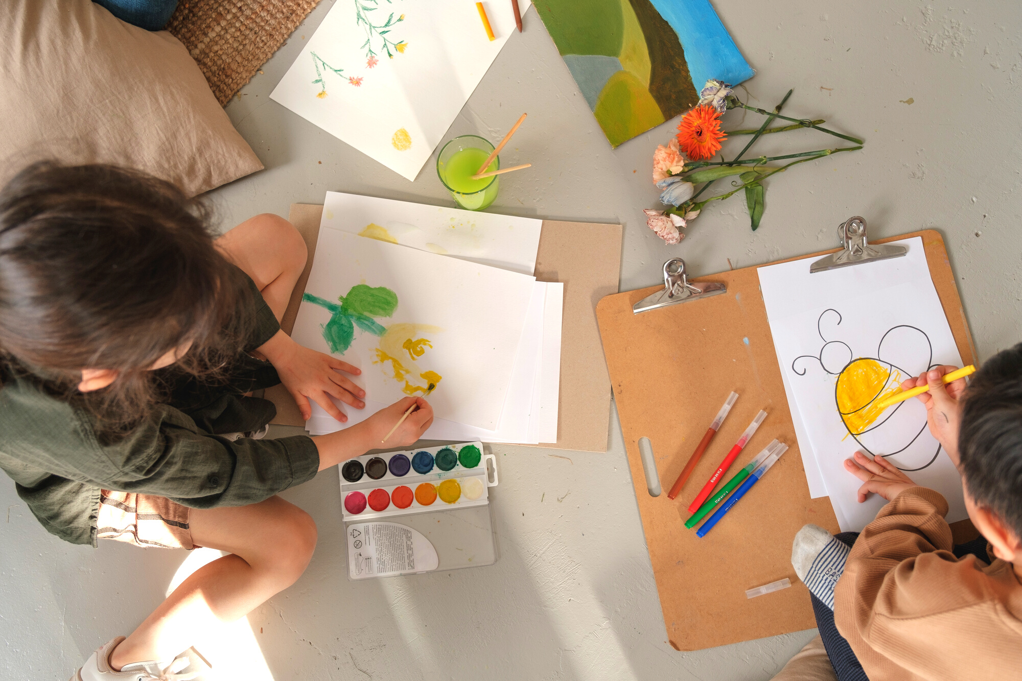 Kids Painting Flowers